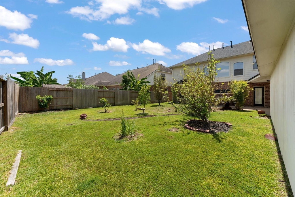 6518 Felicia Oaks Trail - Photo 45