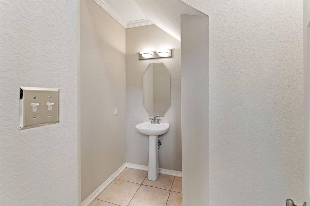6518 Felicia Oaks Trail - Photo 41