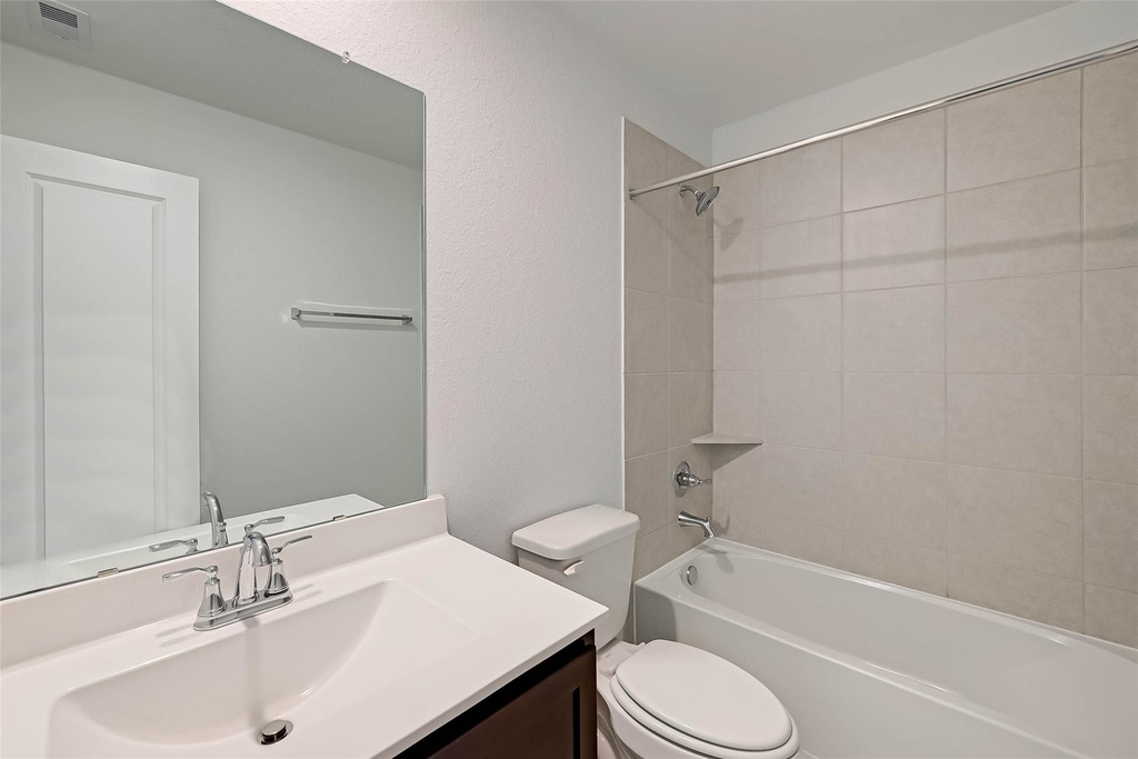 939 Summer Village Way - Photo 25