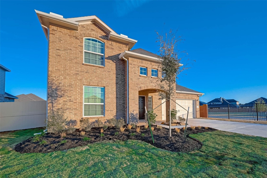 939 Summer Village Way - Photo 2