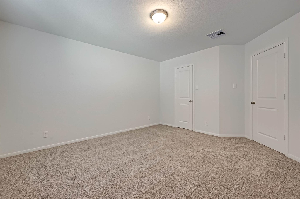 939 Summer Village Way - Photo 30