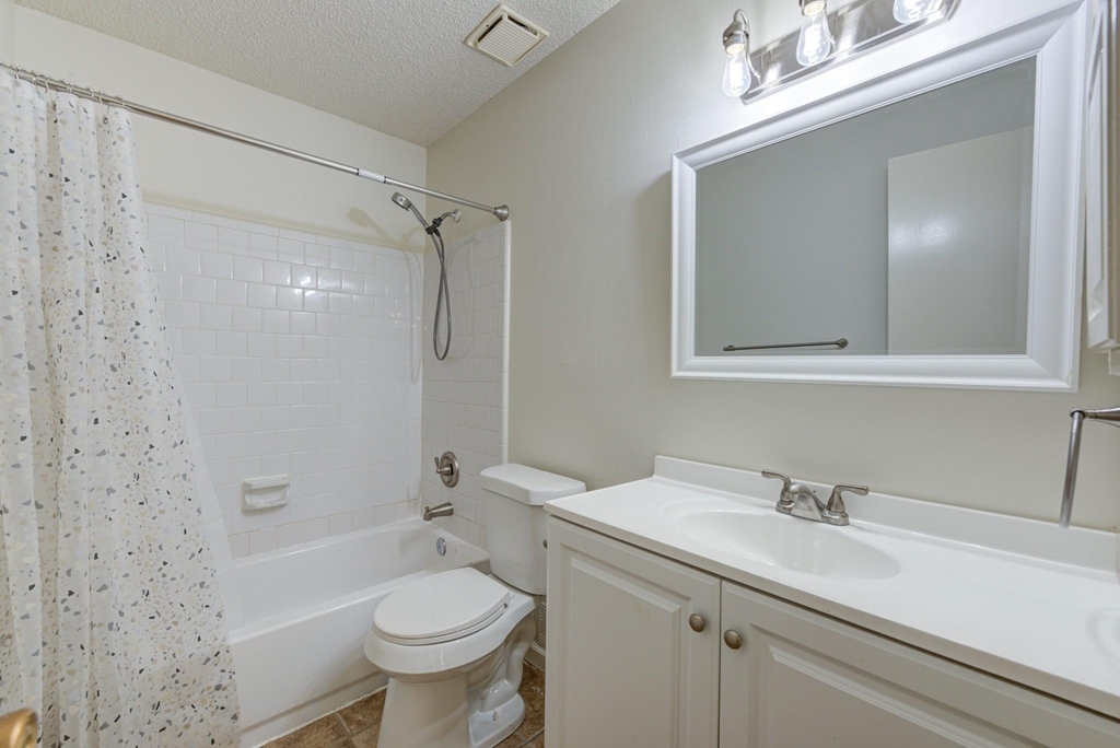 18063 Golden Ridge Drive - Photo 12