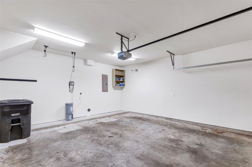 5014 Schuler Street - Photo 9