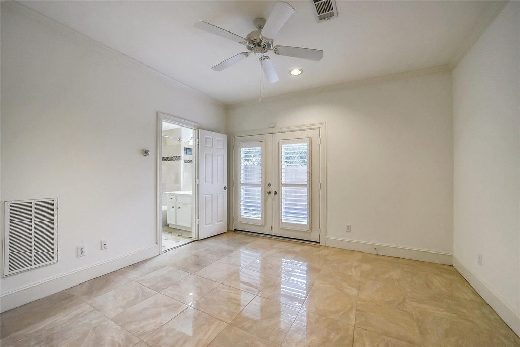 1916 W Bell Street - Photo 12