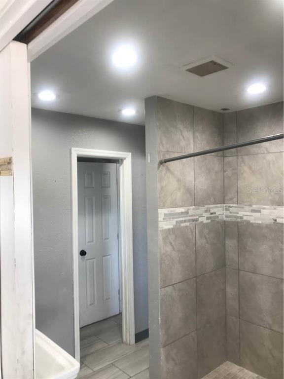 4989 S Ridgewood Avenue - Photo 2