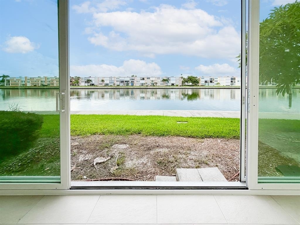 7625 Sun Island Drive S - Photo 6