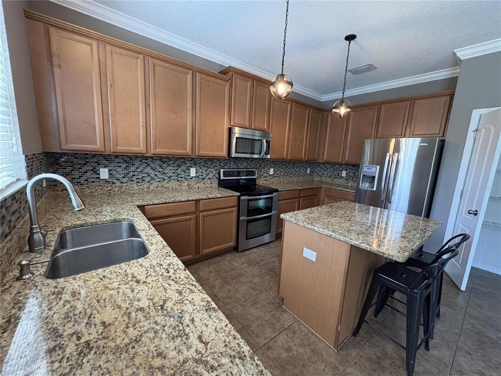 5822 Tulip Flower Drive - Photo 5