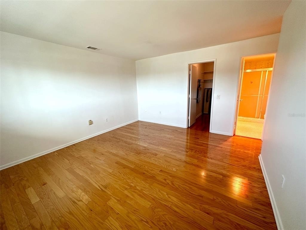 1819 Shore Drive S - Photo 9