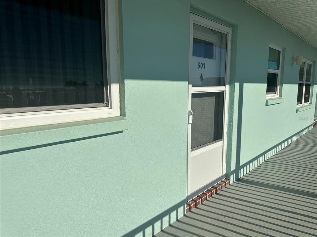 1819 Shore Drive S - Photo 16