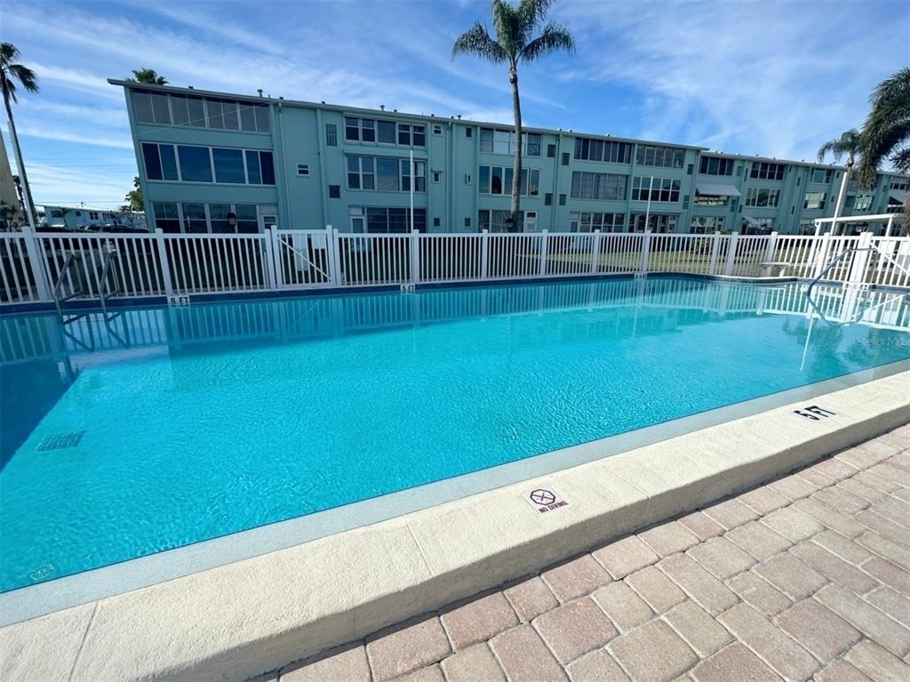 1819 Shore Drive S - Photo 14