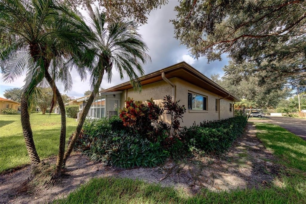 2460 Northside Drive - Photo 5