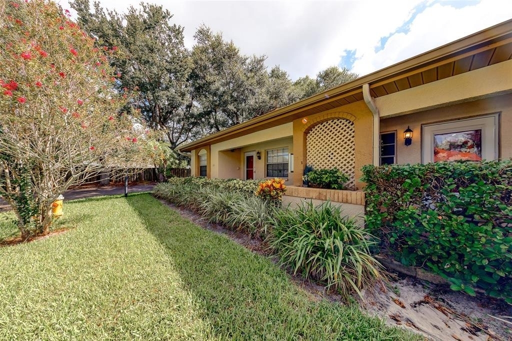2460 Northside Drive - Photo 2