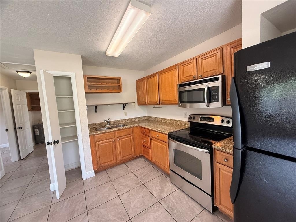 10123 N 11th Street - Photo 11