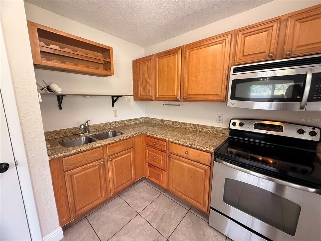 10123 N 11th Street - Photo 12