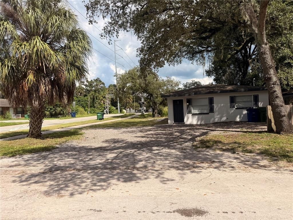 10123 N 11th Street - Photo 4