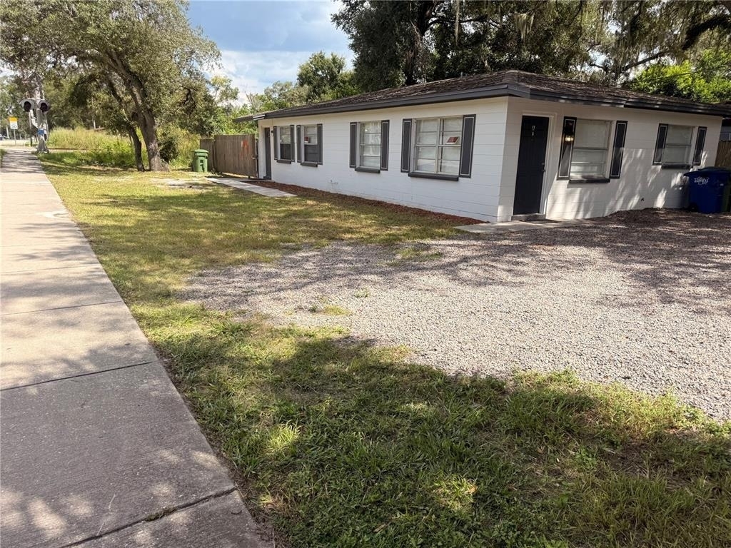 10123 N 11th Street - Photo 3