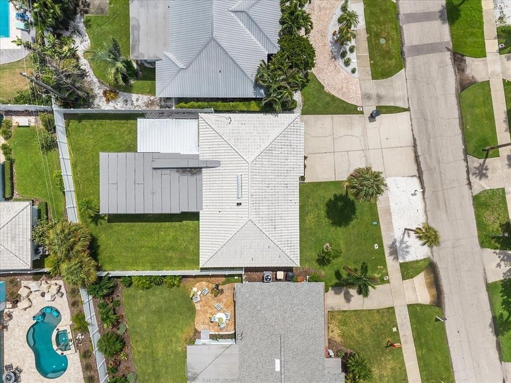 1019 Mandalay Avenue - Photo 42