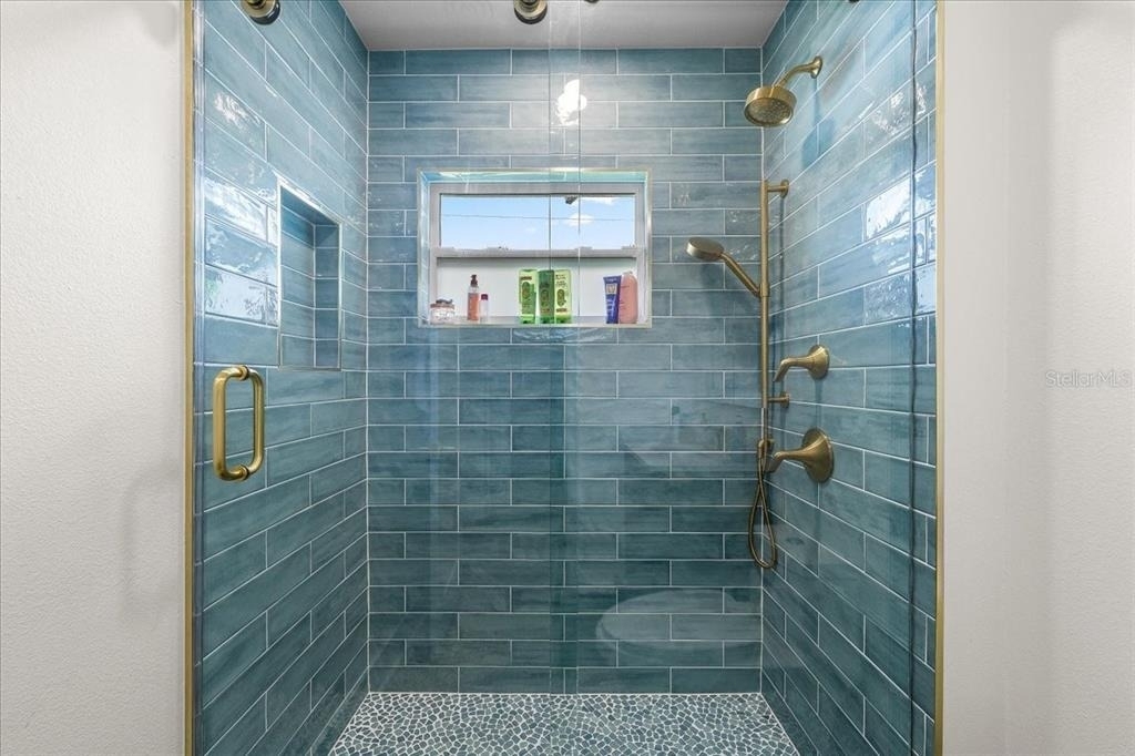 1019 Mandalay Avenue - Photo 24