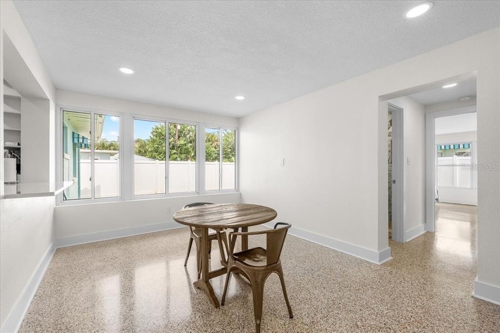 1019 Mandalay Avenue - Photo 16
