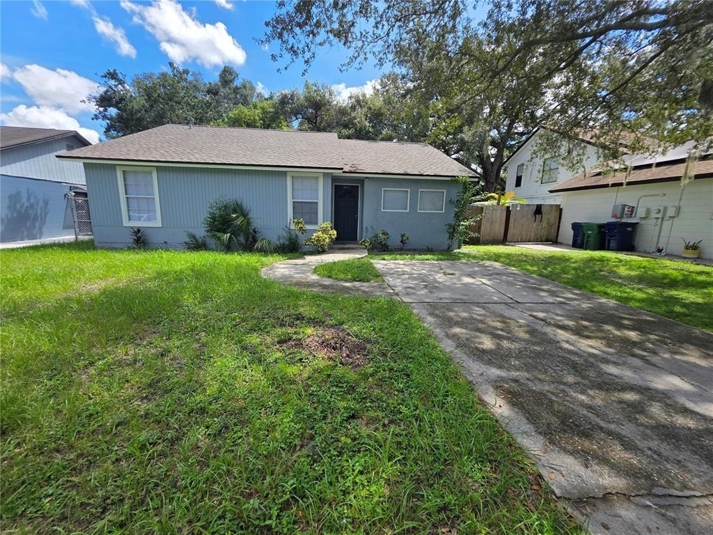 8413 Barrett Place - Photo 0