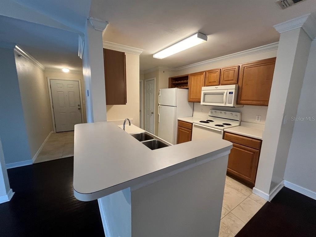 18119 Back Stretch Lane - Photo 16