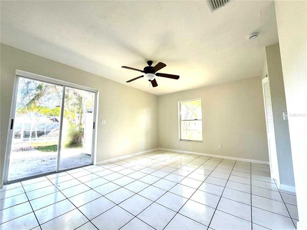 2119 W Henry Avenue - Photo 7