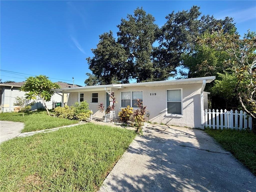 2119 W Henry Avenue - Photo 1