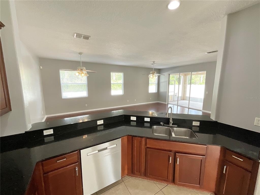 12252 Southbridge Terrace - Photo 4