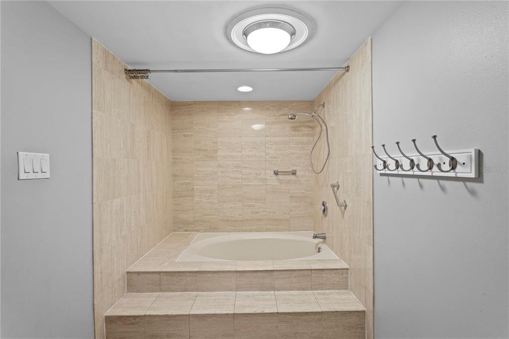 3301 Bayshore Boulevard - Photo 32