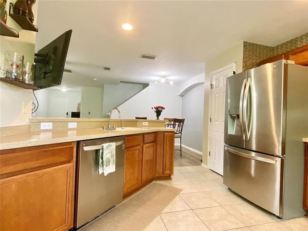 1529 Water Terrace Ln - Photo 4