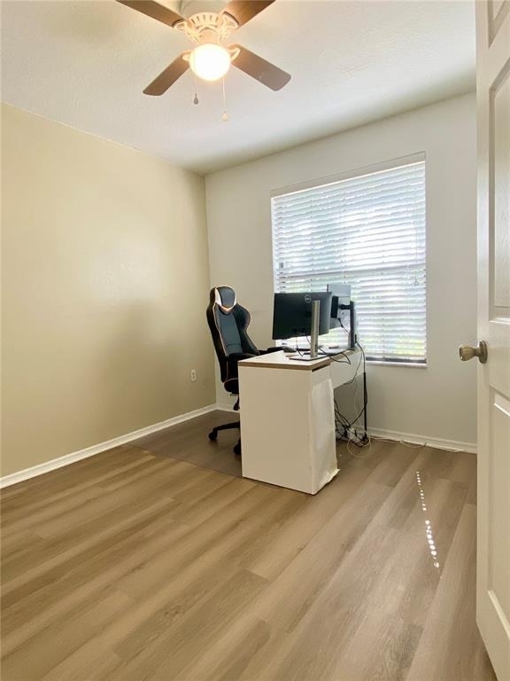 1529 Water Terrace Ln - Photo 15