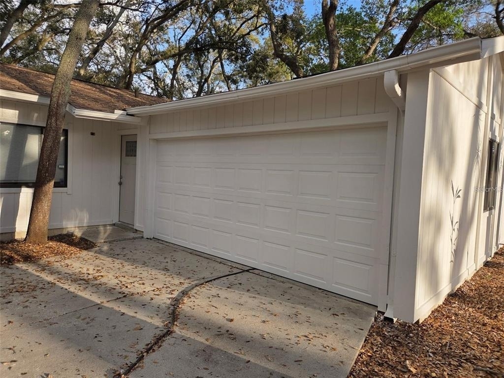 2067 Red Cedar Lane - Photo 2