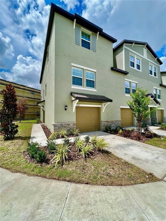 4704 Tuscan Loon Drive - Photo 0