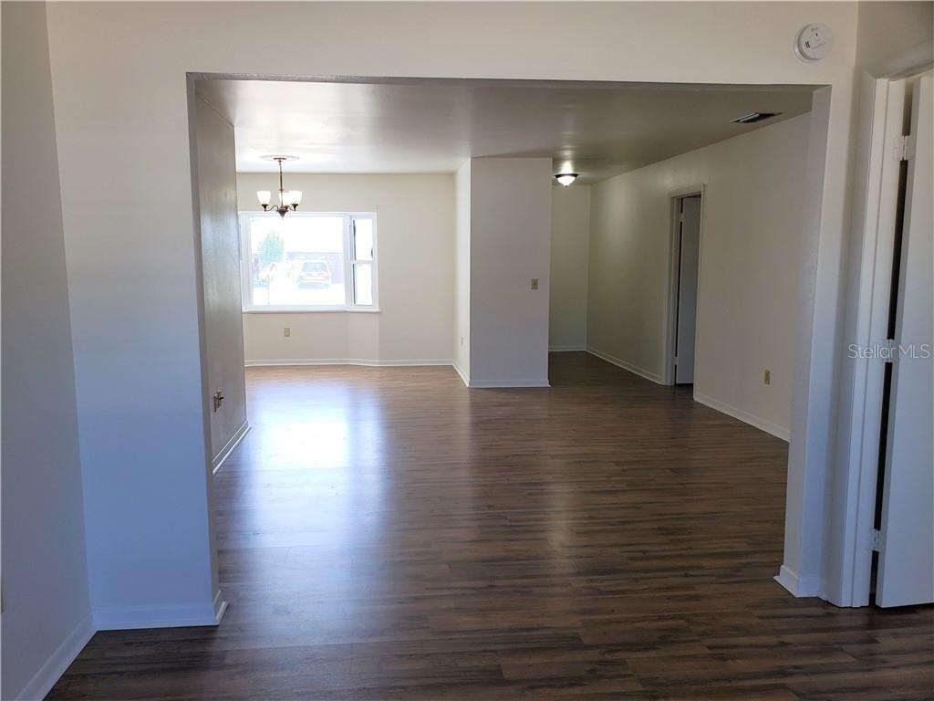 1212 Fordham Drive - Photo 3