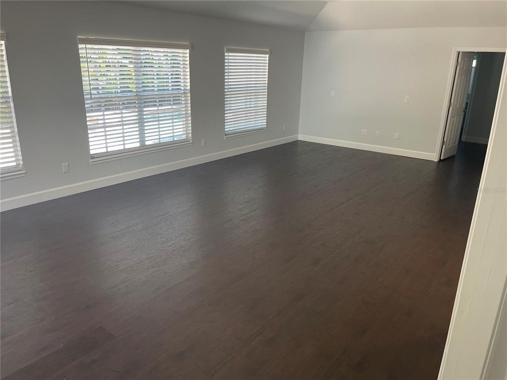 633 Bosphorous Avenue - Photo 9