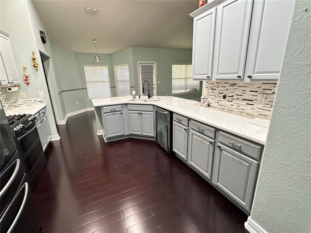 1555 Blue Sky Boulevard - Photo 10