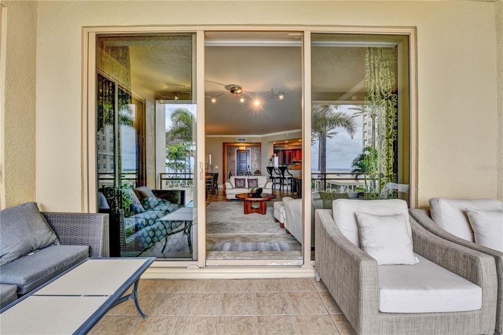 470 Mandalay Avenue - Photo 5