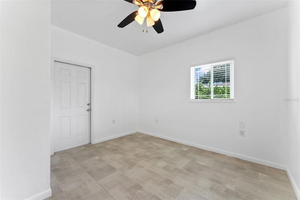 1419 Tyrone Boulevard N - Photo 18