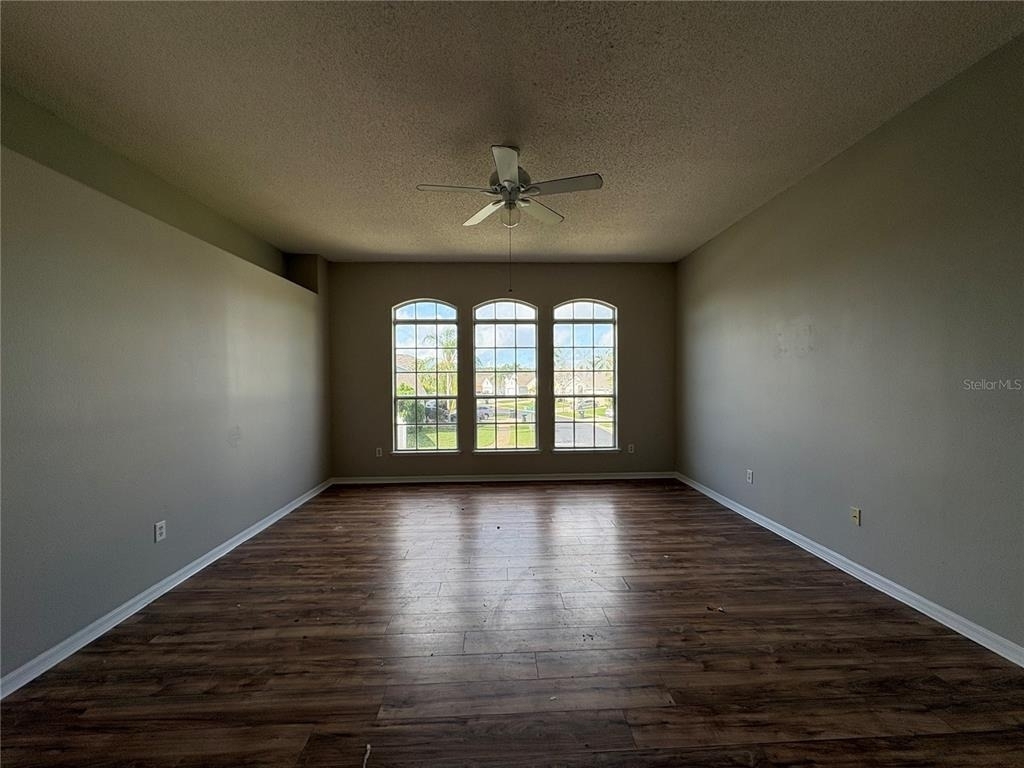 1219 Darnaby Way - Photo 8
