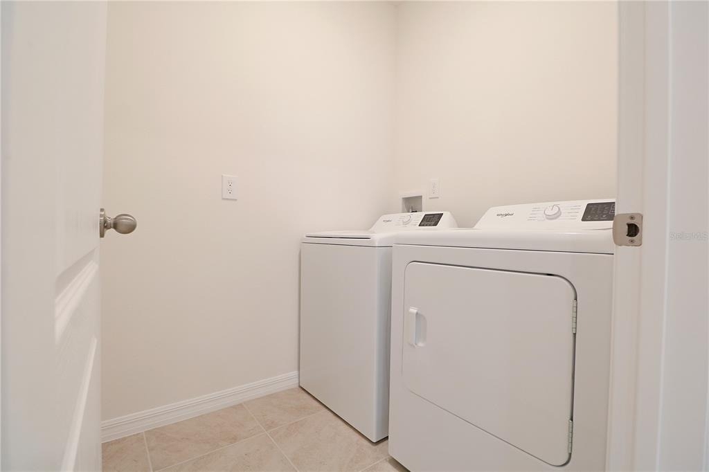 444 Taylor Groves Drive - Photo 20
