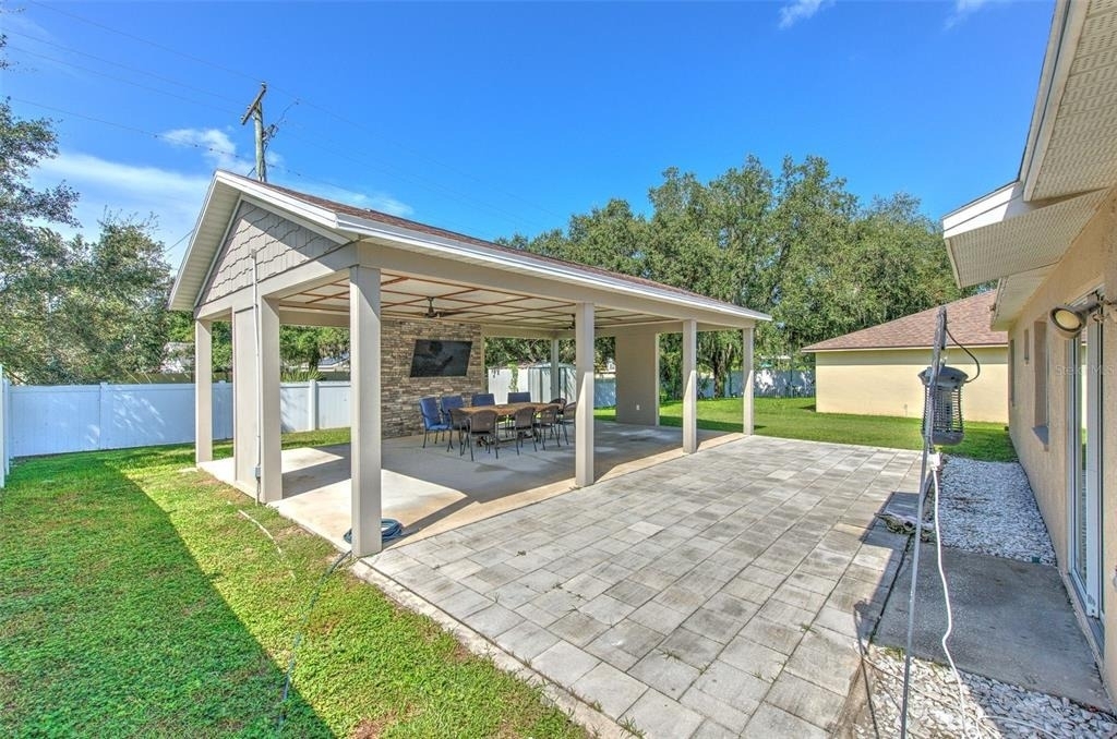 319 Abigail Road - Photo 3