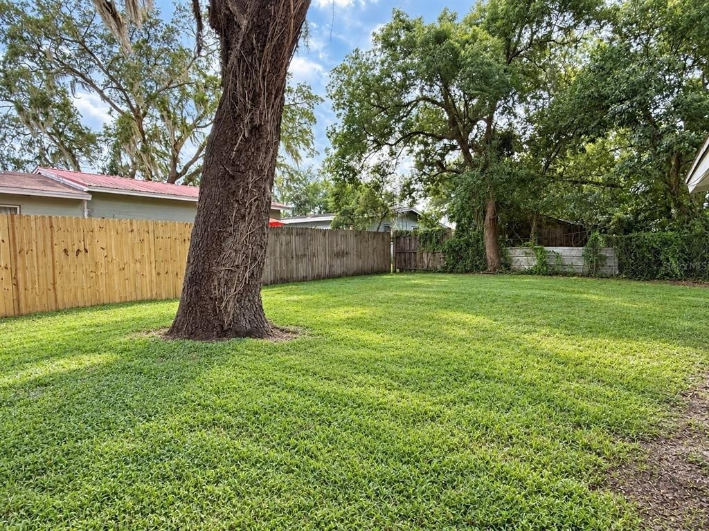 326 E Palmetto Avenue - Photo 16