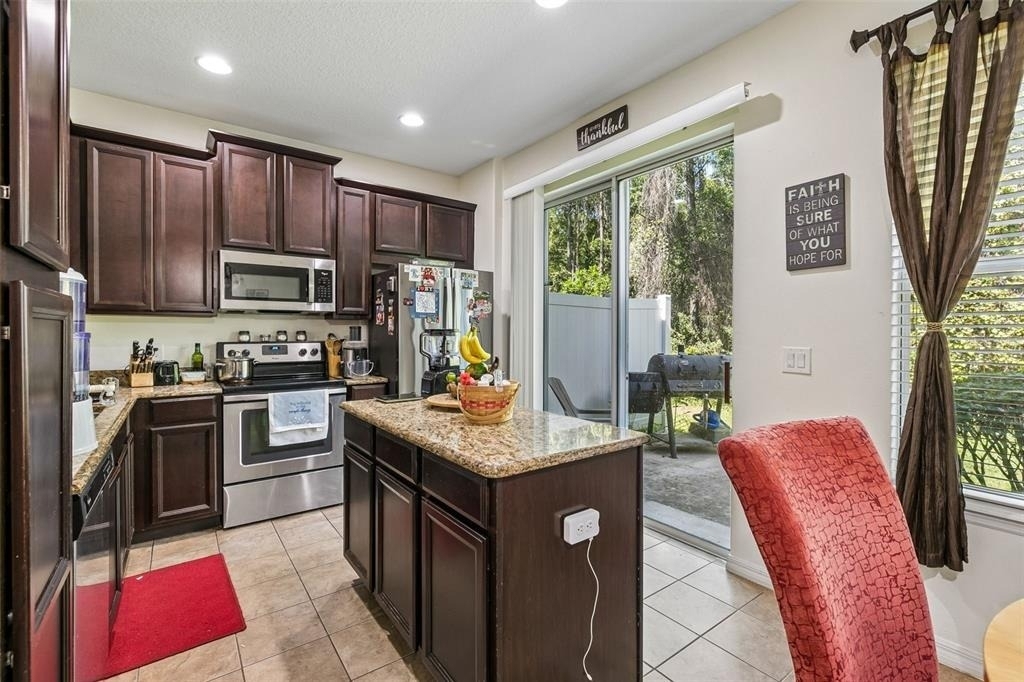 9461 Tawnyberry Street - Photo 8
