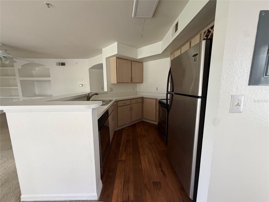 7250 Westpointe Boulevard - Photo 6
