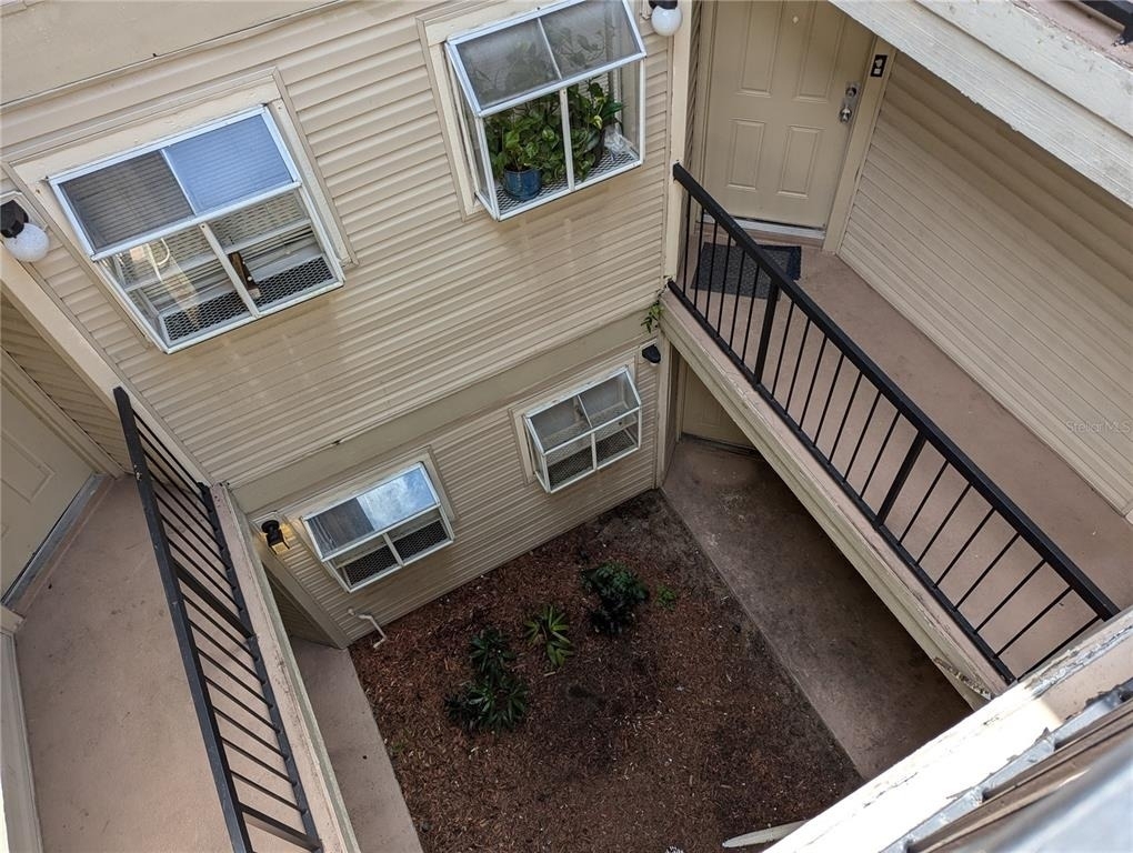 1964 Lake Atriums Circle - Photo 4