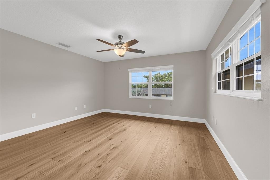 110 N Tremain Street - Photo 9
