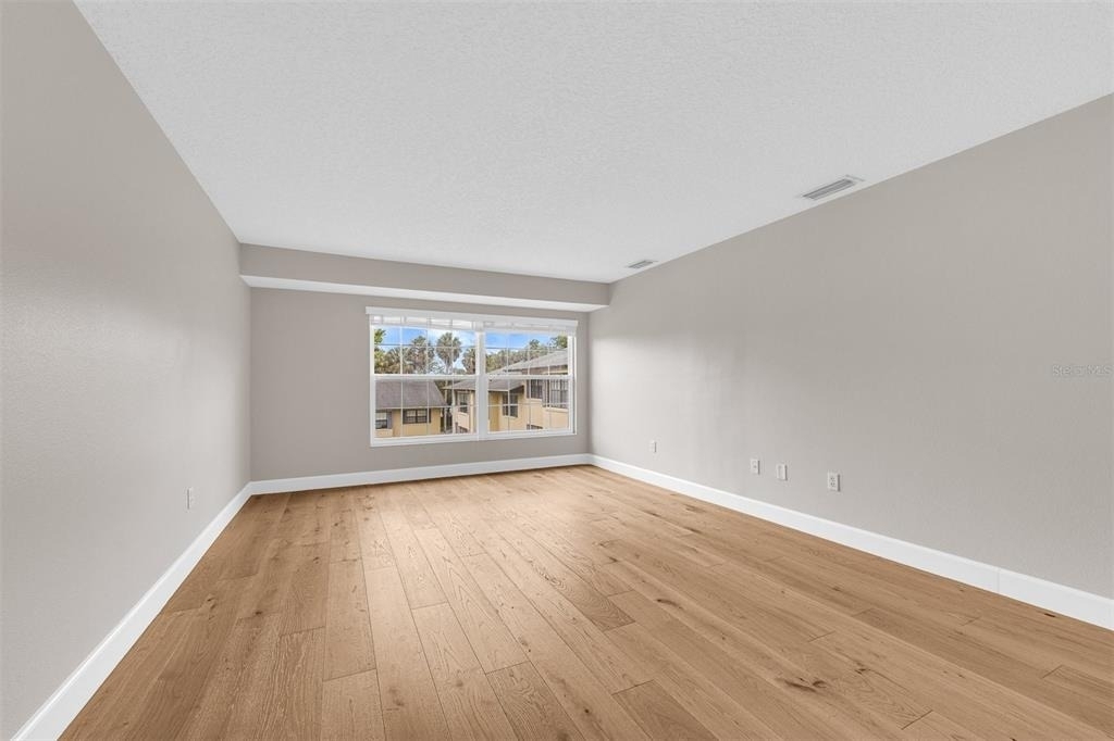 110 N Tremain Street - Photo 13
