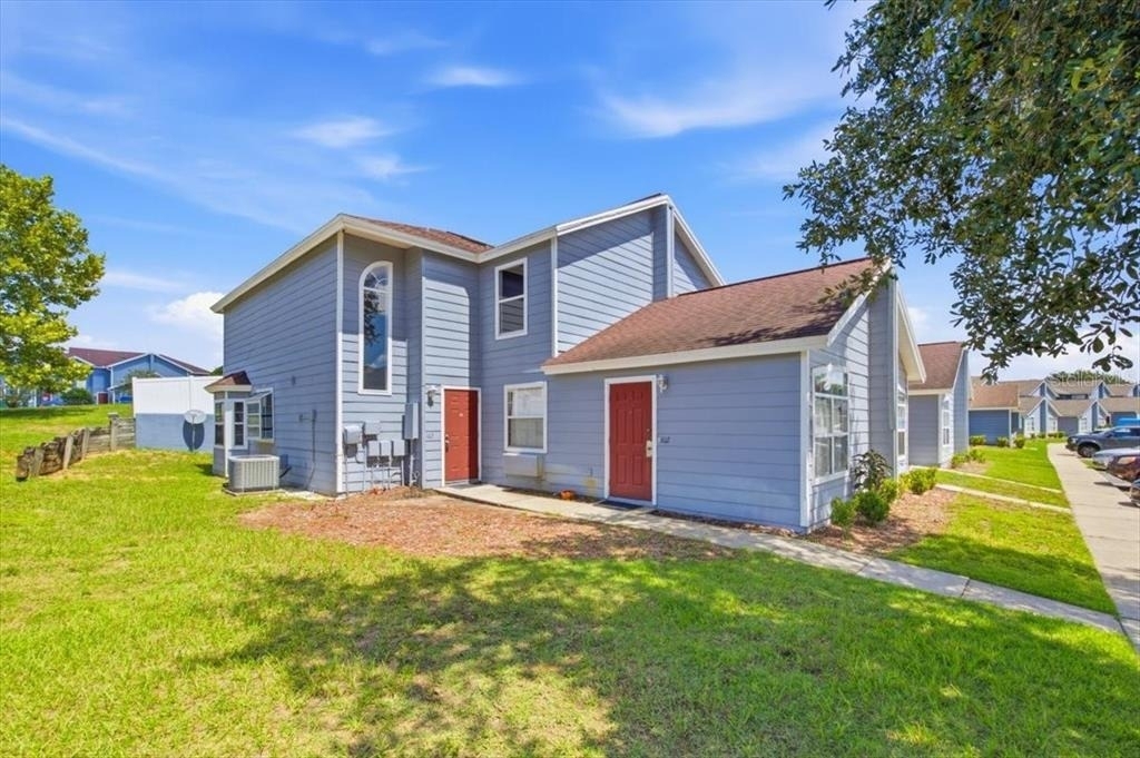 102 Mango Drive - Photo 1