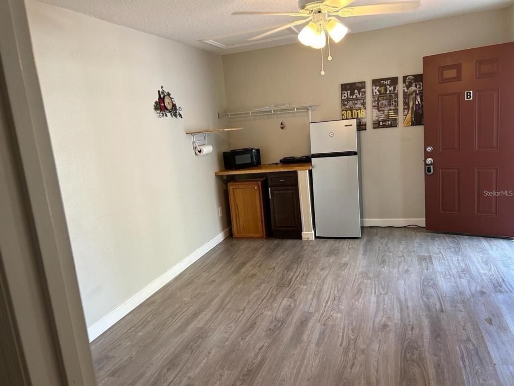 319 Orchid Drive - Photo 4