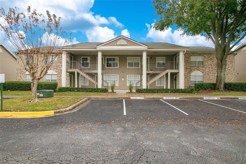 117 Reserve Circle - Photo 0
